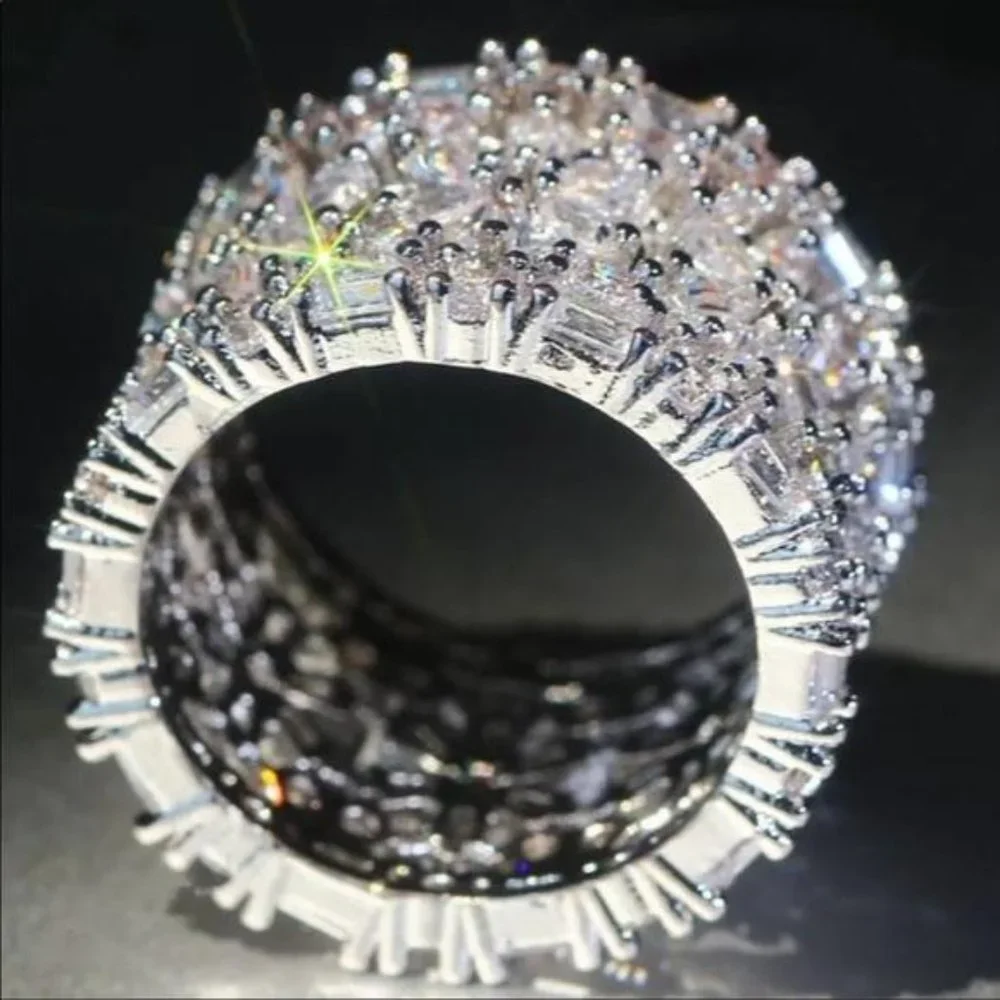 18 CT 925 STERLING SILVER DIAMOND RING - Picture 3 of 6